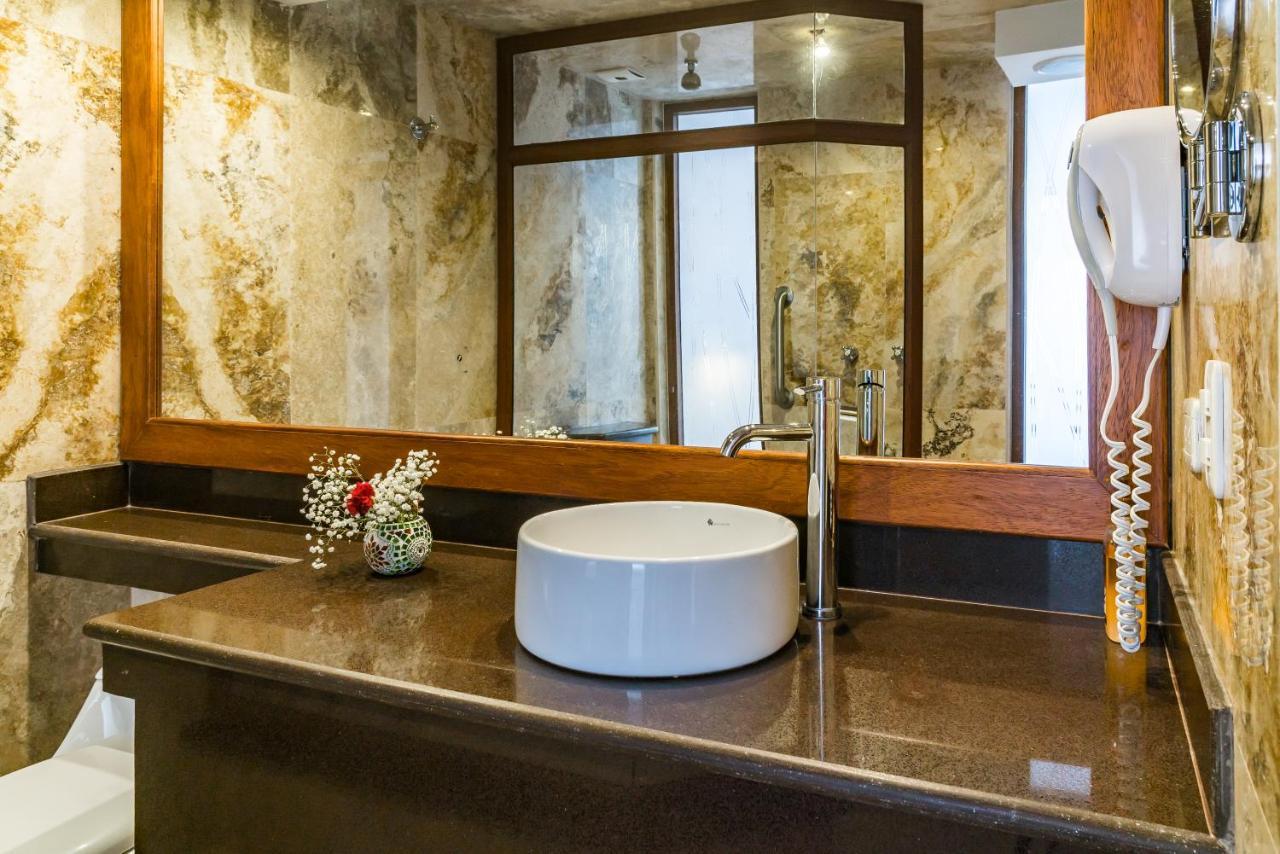 Hotel Casa Del Balcon à Baños Extérieur photo